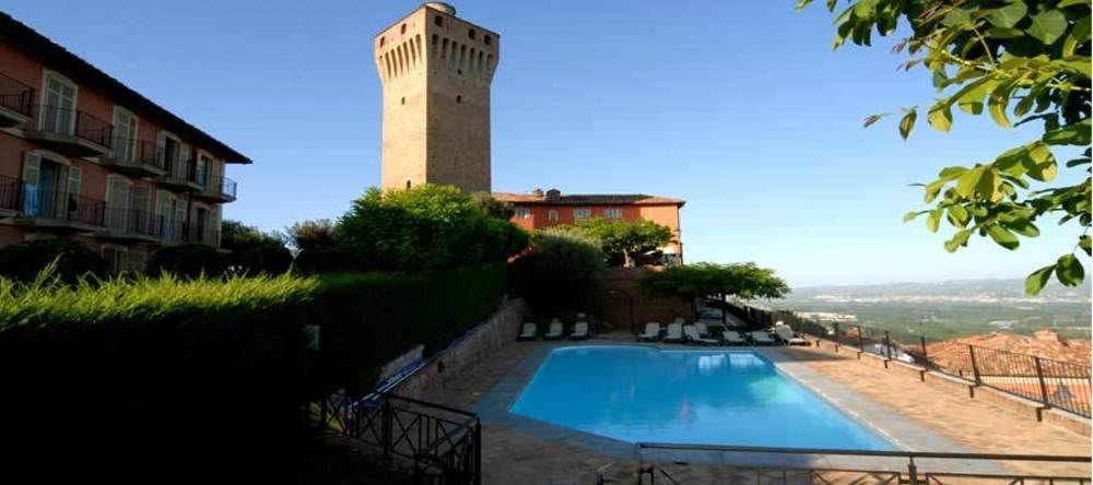 Hotel Castello Di Santa Vittoria Santa Vittoria d'Alba Luaran gambar